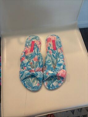 Lilly Pulitzer  slippers size 78